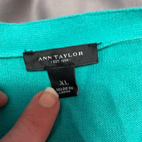 Ann Taylor V-Neck Ribbed Cardigan - Picture 4 of 8